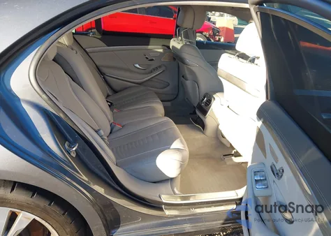 2017 Mercedes-Benz S 550 4Matic z USA, uszkodzony, nr VIN WDDUG8FB9HA320711